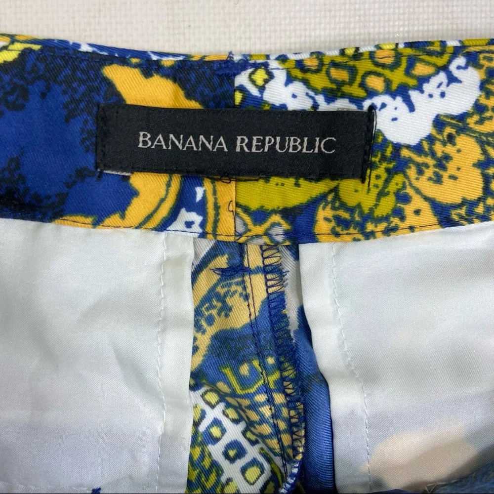 Banana Republic Avery lightweight blue floral paisley pants. - Picture 6 of 10
